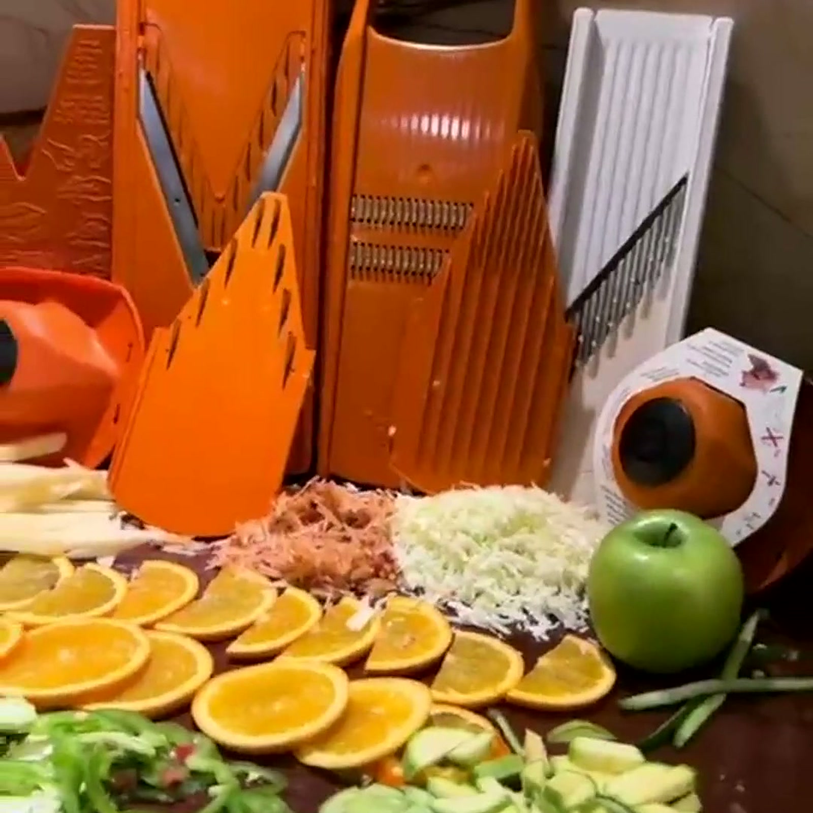 شرائح خضار وفواكه بشكل محترف